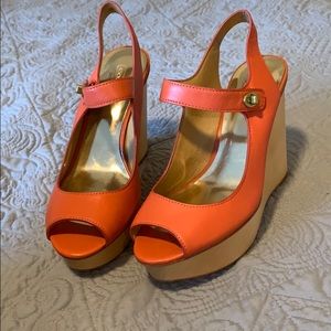 NWOT sz8 Coach leather coral mary jane wedges